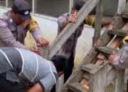 Polsek Rantau Selamat Bersama Masyarakat Gotong Royong Membangun Tempat Ibadah