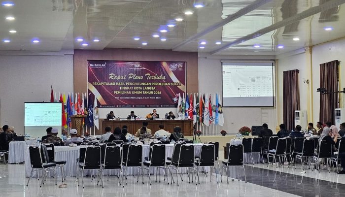 Baru Selesai Dua Kecamatan, Rapat Pleno Rekapitulasi Suara Hasil Pemilu di Langsa Berjalan Lancar