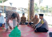 Sambang Duka, Bhabinkamtibmas Polsek Manyak Payed Sambangi Rumah Warga Meninggal Dunia
