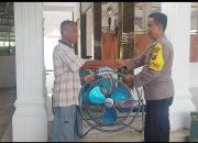 Bhabinkamtibmas Polsek Langsa Timur Gencar Service Gratis Kipas Angin Mushalla