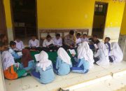 Bhabinkamtibmas Polsek Birem Bayeuen Sambangi Sekolah Untuk Melaksanakan Kegiatan Baca Yasin