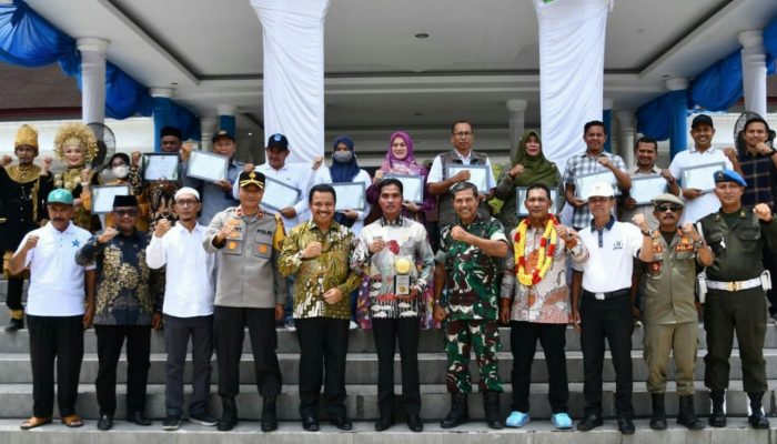 Arak-arakan Piala Adipura Tahun 2023 di Kota Langsa