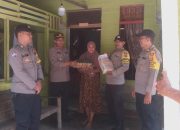 Berbagi Berkah di Bulan Ramadhan, Polsek Sungai Raya Bagikan Sembako kepada masyarakat Kurang mampu