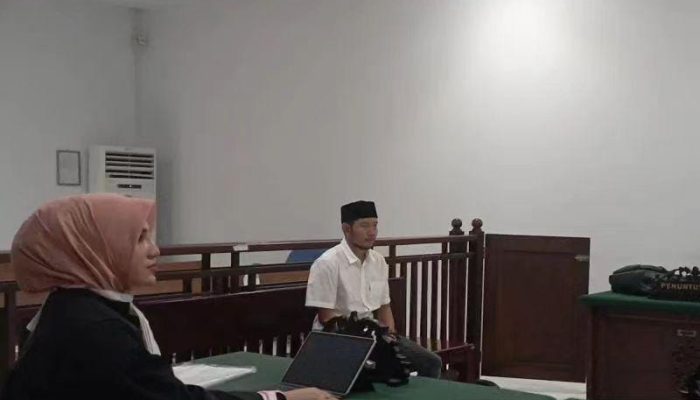 Tiktoker Abu Laot dituntut enam bulan penjara atas dugaan pencemaran nama baik