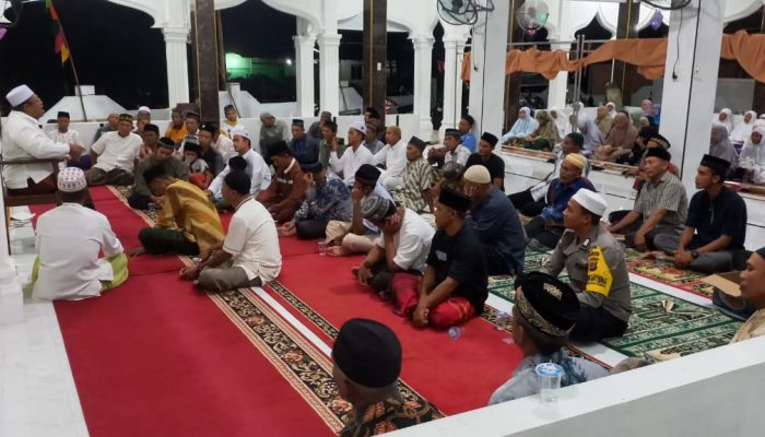 Safari Ramadhan, Bhabinkamtibmas Shalat Tarawih Bersama Masyarakat