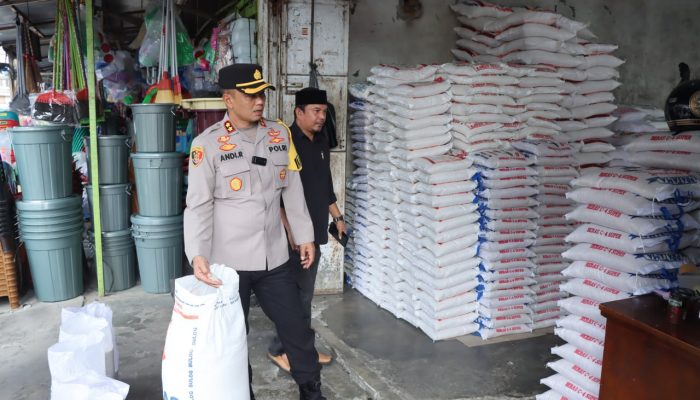 Jumat Curhat, Kapolres Langsa Cek Ketersediaan dan Harga Beras