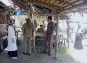 Polisi Syariat Islam Razia Kafe Pinggir Pantai Pulo Sarok Jelang Ramadan