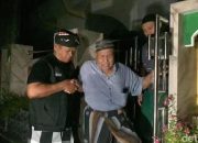 Tarawih Saat Nyepi di Bali: Gelap Gulita, Jamaah Dibatasi