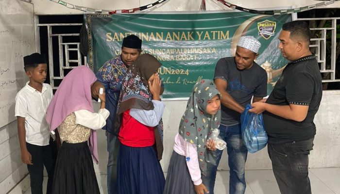 Jelang Idul Fitri 1445 H, Geuchik Gampong Sungai Pauh Pusaka Santuni Puluhan Anak Yatim