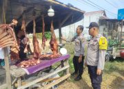 Polsek Langsa Timur Pengamanan Pasar Daging Meugang Pertama Dalam Rangka Menyambut Hari Raya Idul Fitri 1445 H/2024 M