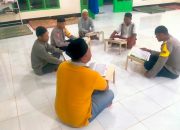 Bhabinkamtibmas Polsek Birem Bayeun Melaksanakan Tadarus Al-Quran Bersama Warga