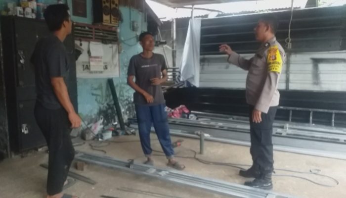 Lakukan Antisipasi Guantibmas, Bhabinkamtibmas Polsek Langsa Sambang Desa