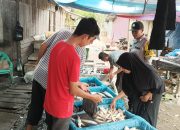 Cegah Guantibmas, Bhabinkamtibmas Polsek Sungai Raya Patroli Pasar