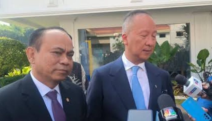 Bos Apple Diminta Bangun Pabrik iPhone hingga iPad di Indonesia