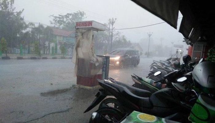 Awas! Hujan Deras Disertai Petir Potensi Landa Banda Aceh pada 21 Mei, BMKG: Hindari Tanah Lapang