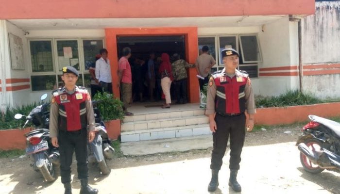 Polsek Kuala Simpang Kawal Distribusi Bantuan Beras 2024