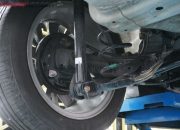 Perlu Tahu, Ini Ciri Sokbreker Belakang Mobil Lemah, Bisa Rasakan Sendiri