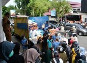 Antusiasme Tinggi: Ribuan Warga Serbu Pasar Murah DP2KP Langsa untuk Berburu Kebutuhan Pokok