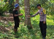 Bhabinkamtibmas Polsek Birem Bayeun Intensif Berikan Sosialisasi Pencegahan Karhutla