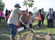 Gotong Royong dan Penanaman Pohon dalam Rangka Hari Bhayangkara ke-78 Polres Langsa