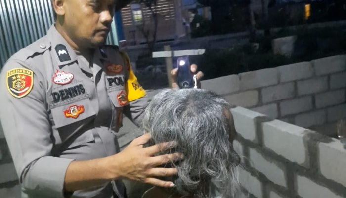 Pangkas Rambut Gratis Program Bhabinkamtibmas Polsek Langsa Barat Agar Dekat Dengan Masyarakat