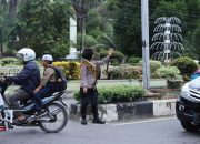 Semangat HUT Polwan ke-76, Polwan Polres Langsa Giatkan Pengaturan Lalu Lintas Pagi