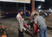 Personil Polsek Manyak Payed Tingkatkan Patroli Malam untuk Cegah Guantibmas Jelang Pilkada 2024