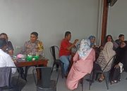 Berita Hoax Jelang Pilkada: Bhabinkamtibmas Polsek Langsa Antisipasi Penyebaran Berita Palsu