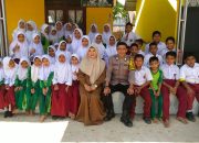Bhabinkamtibmas Polsek Manyak Payed Lakukan Sambang di SDN 1 Raja Tuha, Sampaikan Pesan Kamtibmas dan Ajak Sukseskan Pemilukada 2024