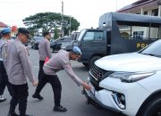 Memastikan Kepatuhan Personil, Wakapolres Langsa Lakukan Pemeriksaan Kendaraan dan Kelengkapan Surat-Surat