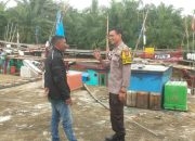 Polsek Manyak Payed Tingkatkan Keamanan Pasca Pilkada, Bhabinkamtibmas Sambangi Nelayan Desa Raja Tuha