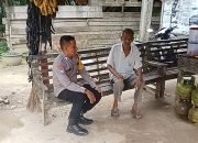 Bhabinkamtibmas Polsek Sungai Raya Sambangi Warga, Sampaikan Pesan Kamtibmas