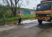 Kapolsek Rantau Selamat Gelar Patroli Rutin dan Berikan Himbauan Pengguna Jalan