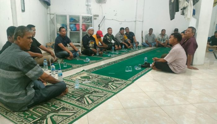 Bhabinkamtibmas dan Babinsa Hadiri Musyawarah Pedagang Sayur di Langsa