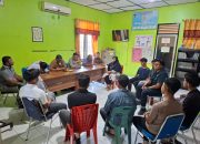 Bhabinkamtibmas Polsek Langsa Mediasi Kasus Pemukulan Remaja di Blang Seunibong