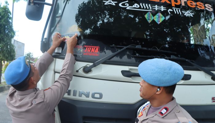 Polres Langsa Gelar Sosialisasi “Mudik Aman Keluarga Nyaman”, Pemudik Diimbau Waspada di Jalan
