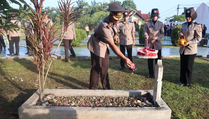 Ziarah Pahlawan Warnai Peringatan Hari Bhayangkara ke-79 di Langsa