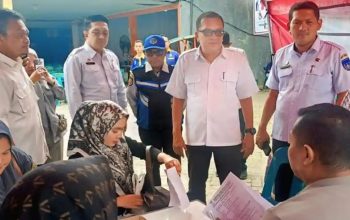 Sekda Tinjau Penyaluran Jadup untuk 1.858 Jiwa Tahap II Termin II